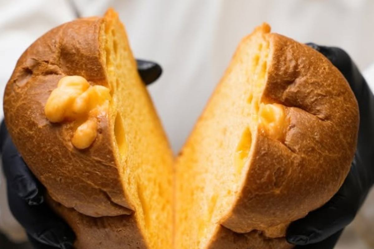 Pizza di formaggio