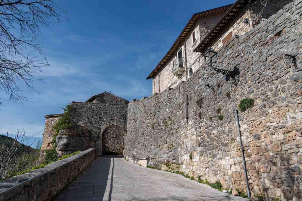 castello di castel trosino ascoli