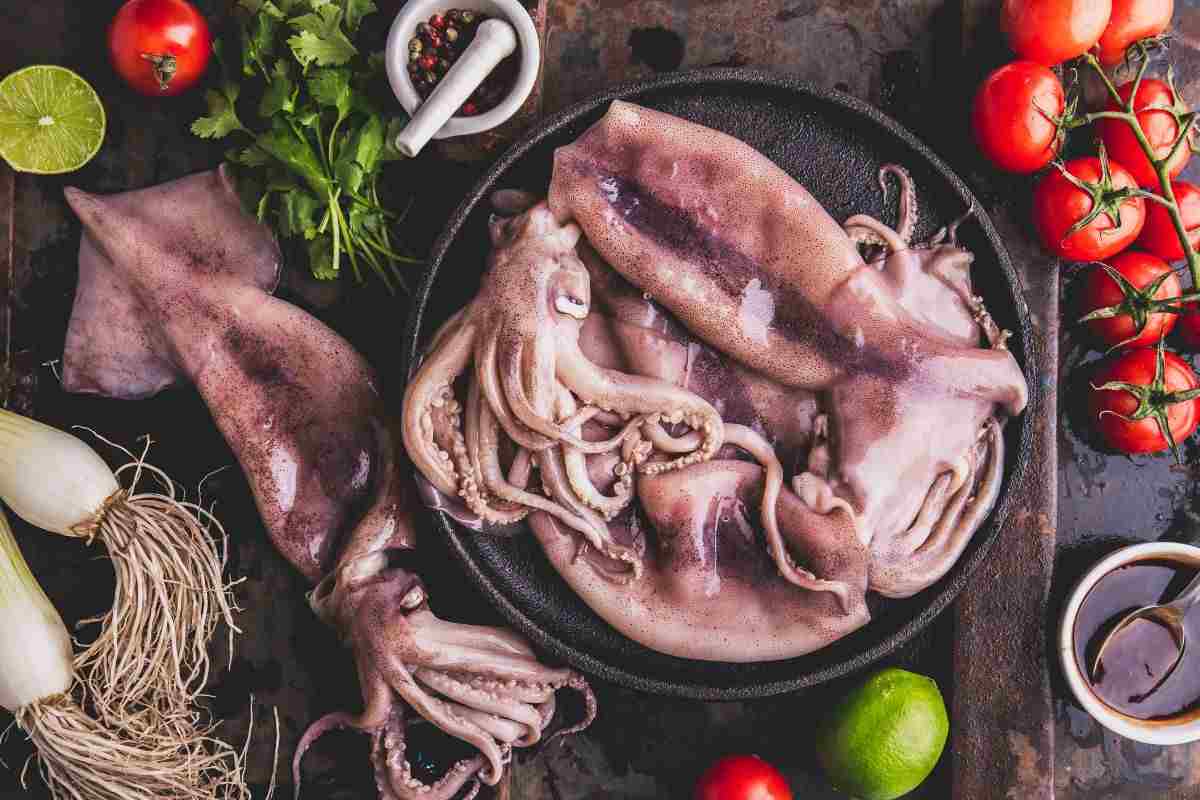 Se vivi sulla costa, sai che i calamari si preparano solo così