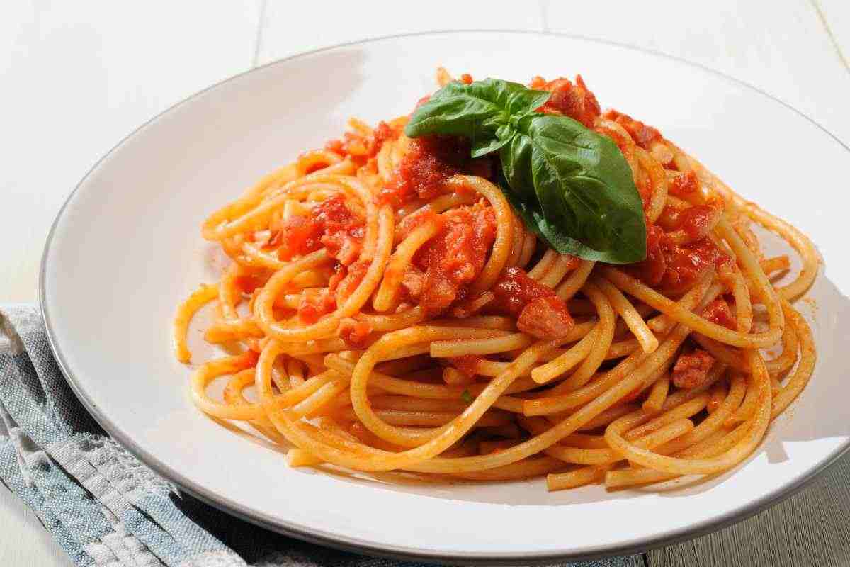 bucatini alla marchigiana